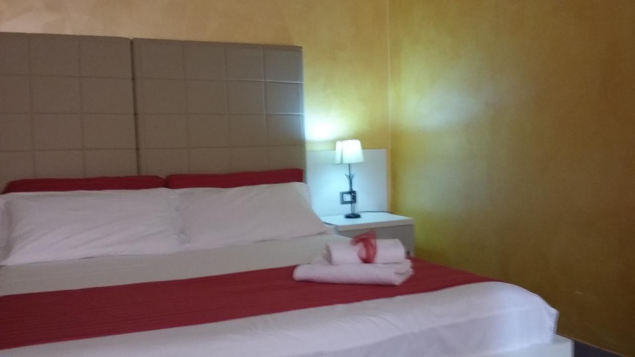 B&B Fiumicino Airport Resort Εξωτερικό φωτογραφία